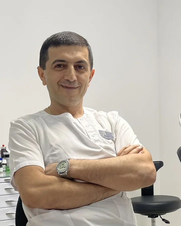 Хечоян Армен Араратович — Врач-стоматолог-ортопед